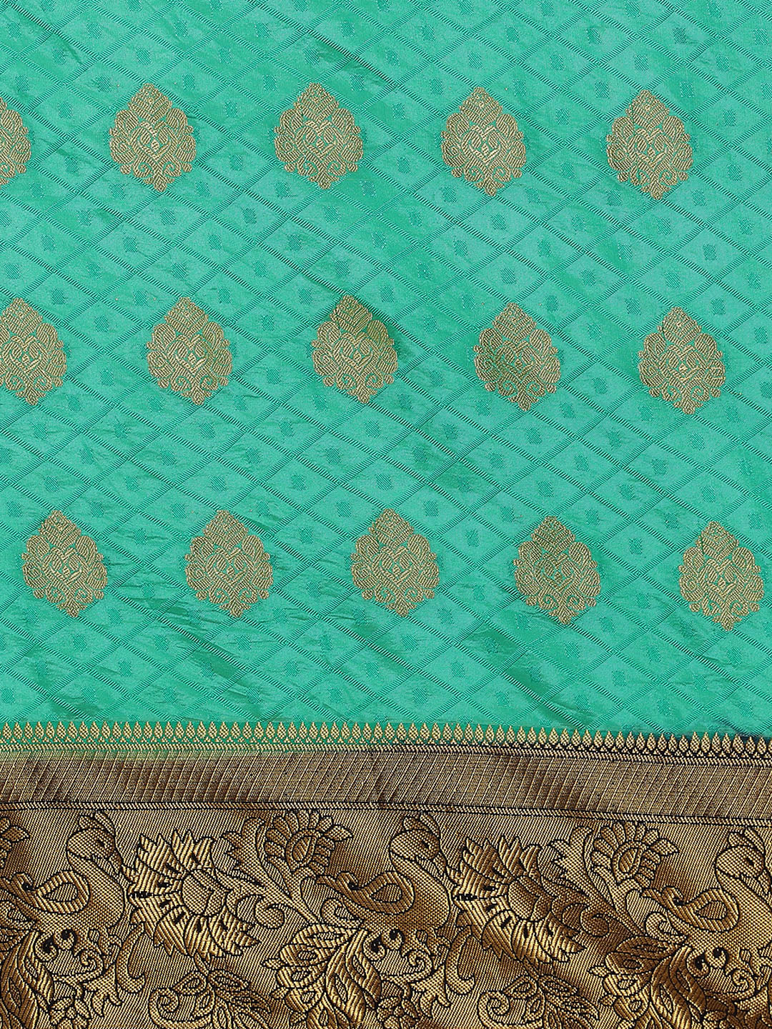 Zari Border Booti Art Handloom Woven Saree
