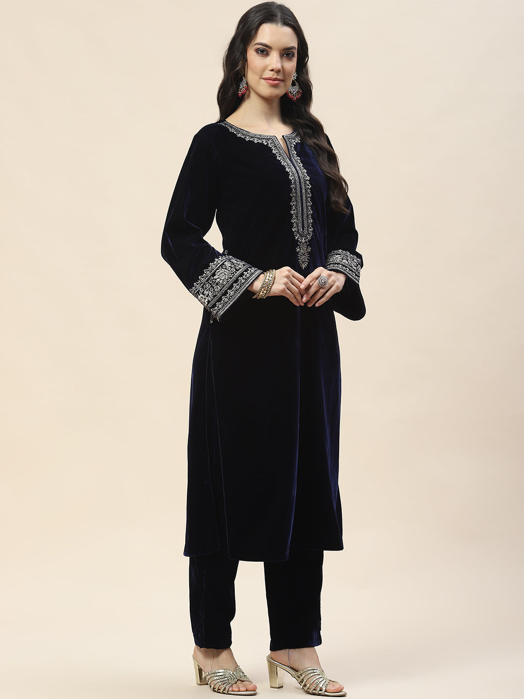 Neck Embroidered Velvet Kurta With Pants
