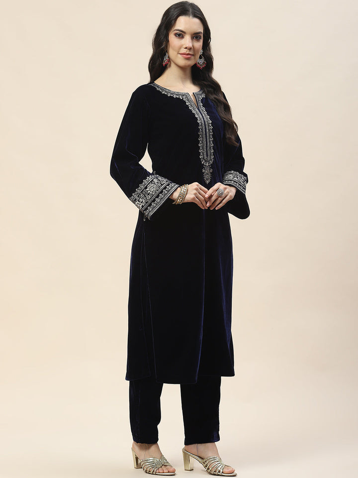 Neck Embroidered Velvet Kurta With Pants
