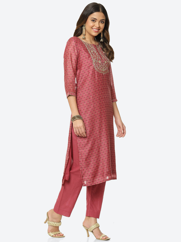 Zari Embroidered Printed Chanderi Kurta With Pant