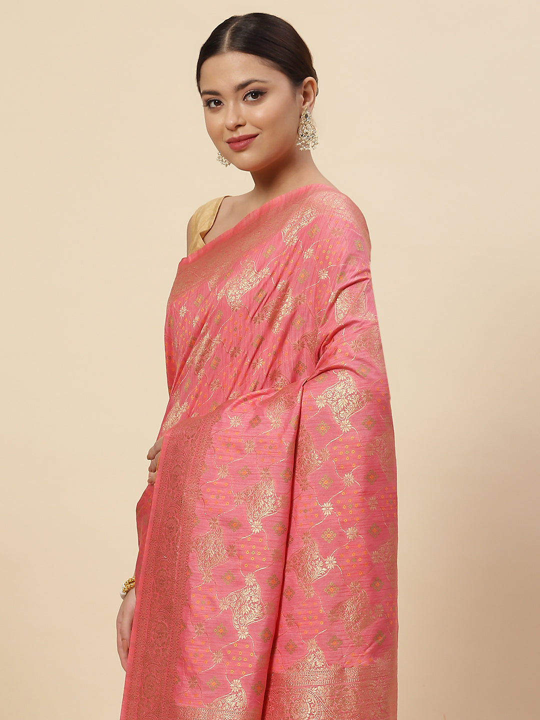 Zari Jaal Handloom Woven Saree