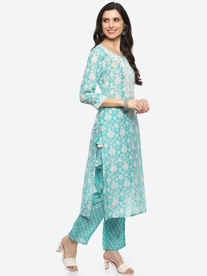 Resham Mirror Yoke Printed Muslin Kurta With Pant