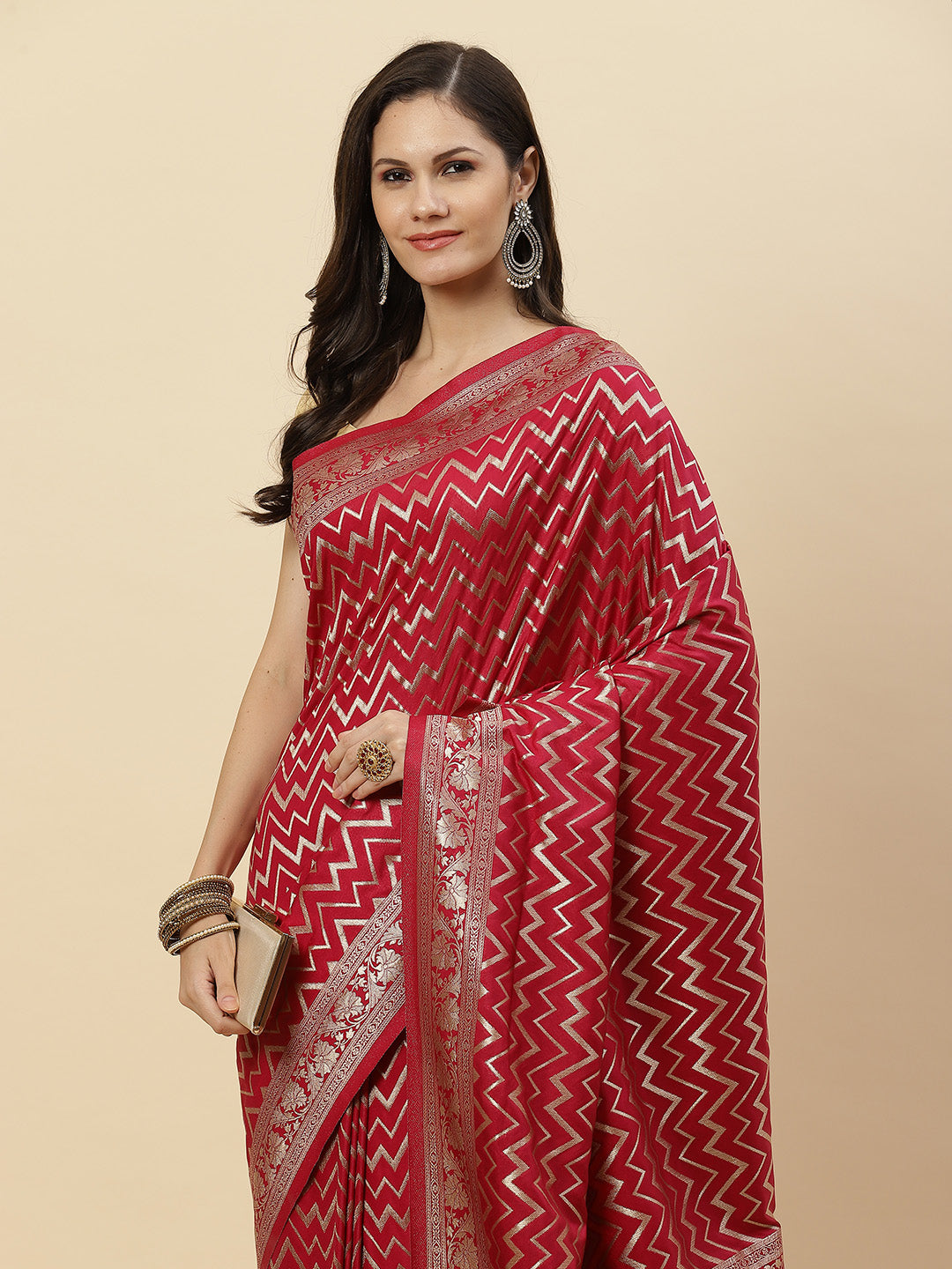 Zari Jaal Art Handloom Woven Saree
