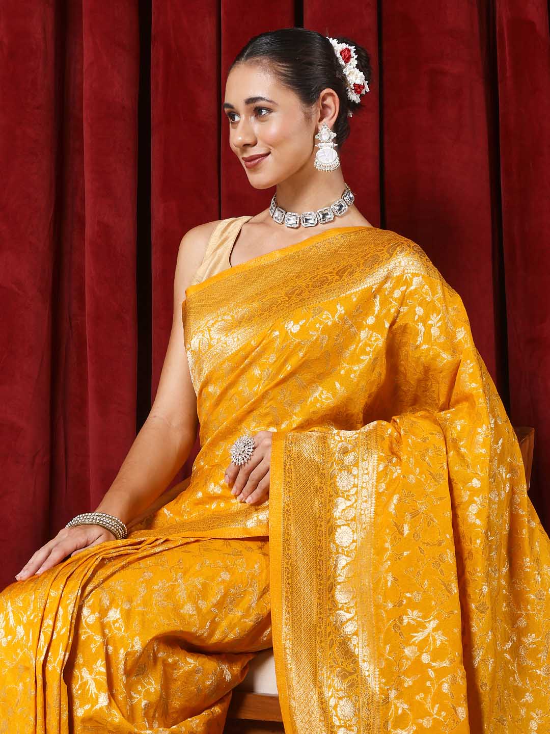 Zaari Jaal Woven Crepe Saree