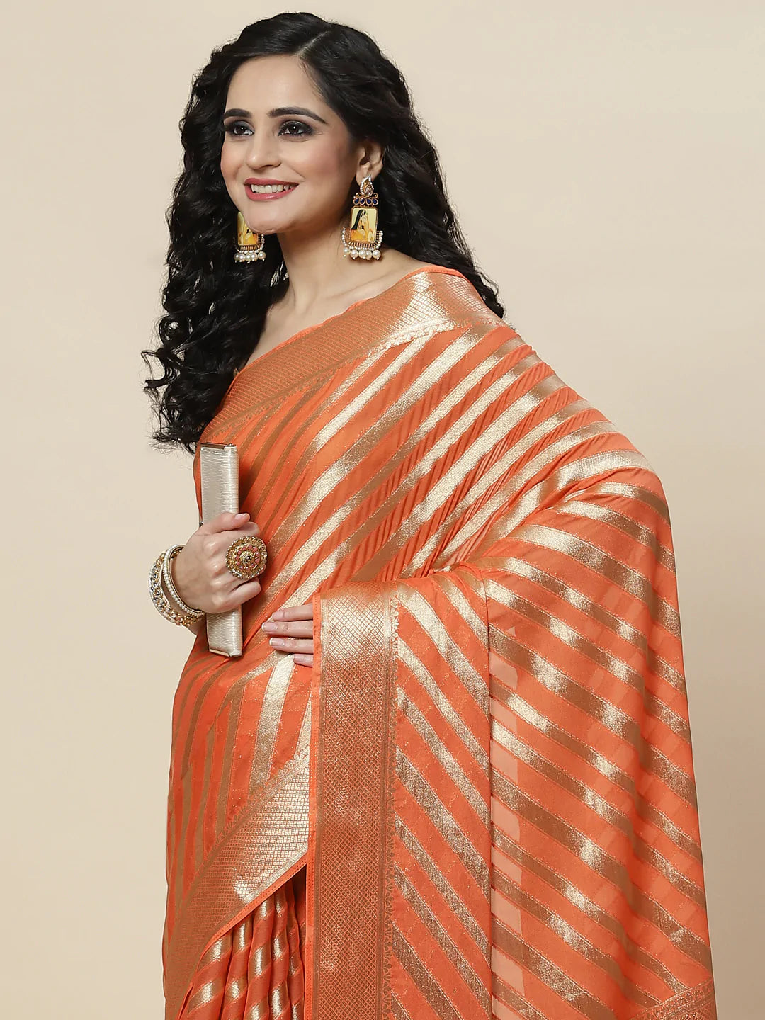 Zari Jaal Georgette Plain Saree