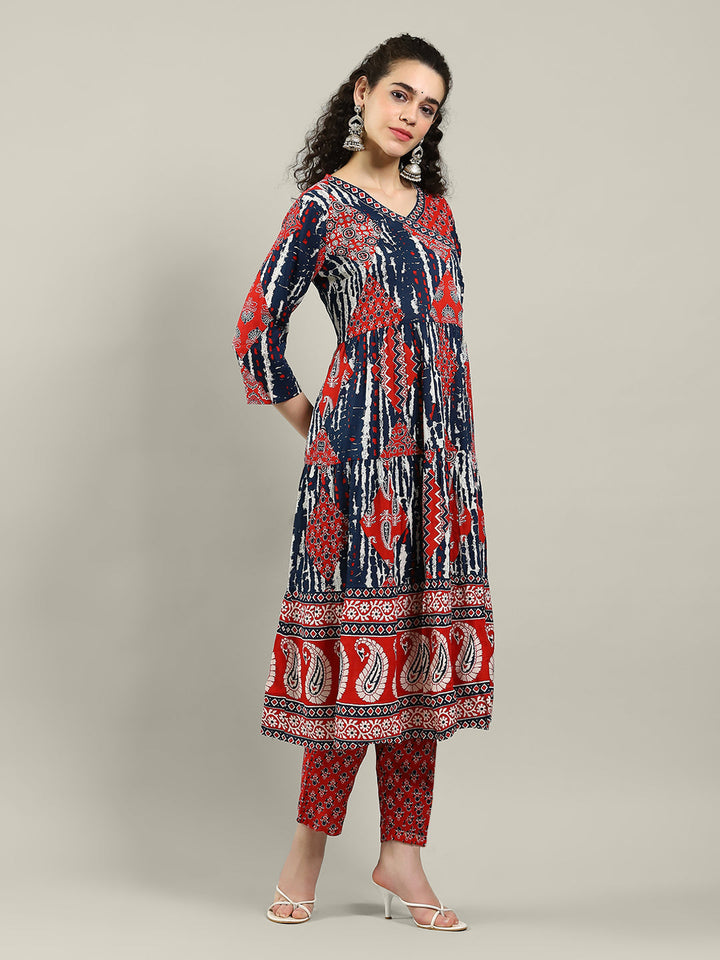 Printed Cotton Blend Kurta &amp; Pants