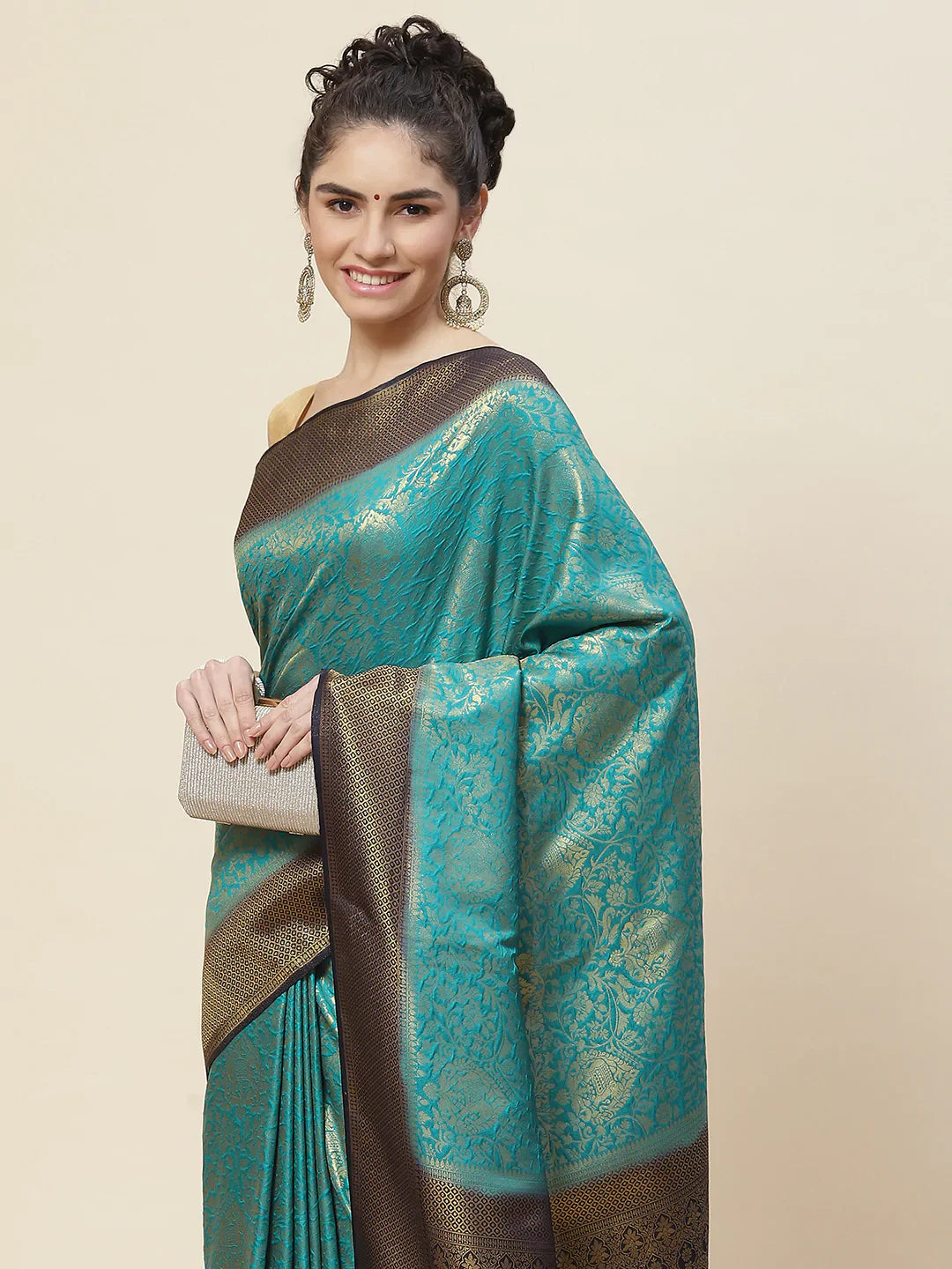 Zari Border Handloom Woven Saree