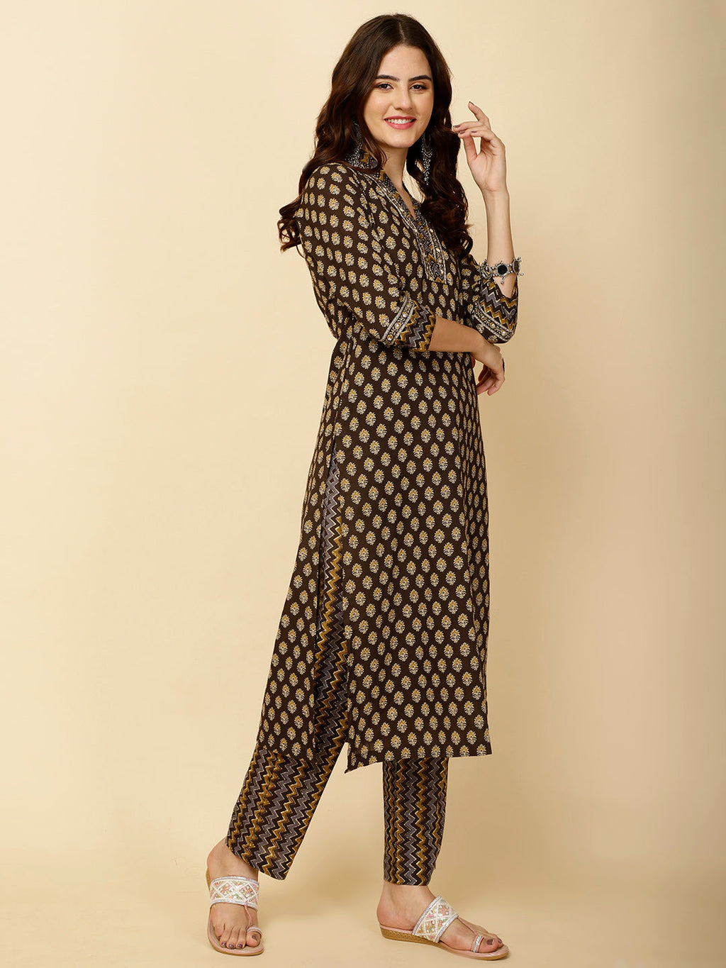 Floral Printed Cotton Kurta With Pants