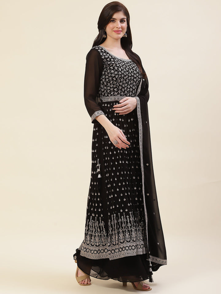 Zari Embroidered Georgette Kurta With Pants &amp; Dupatta