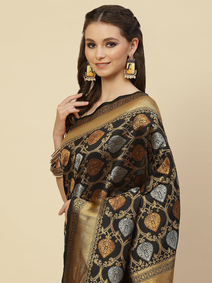Zari Jaal Banarasi Woven Saree