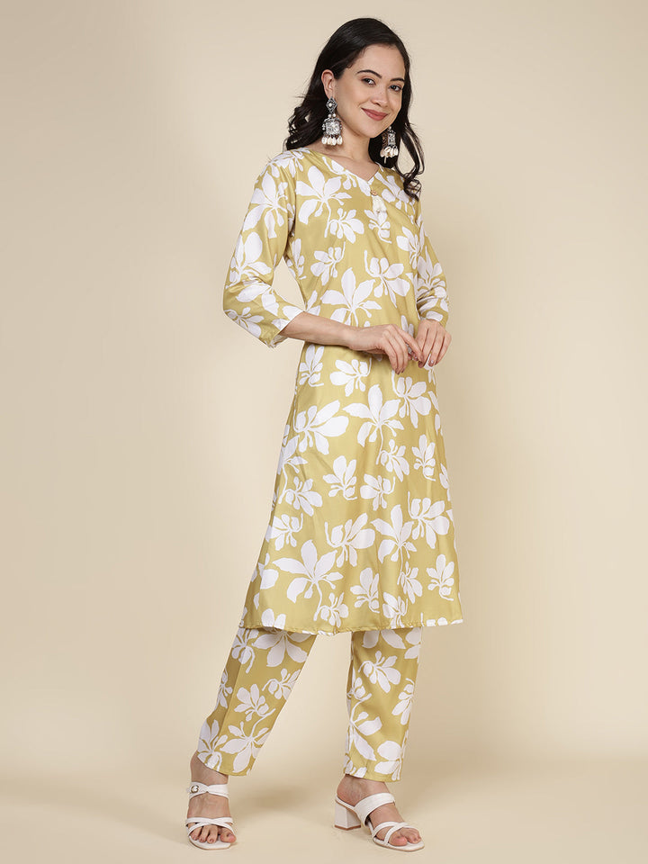 Printed Cotton Blend Kurta With Pants