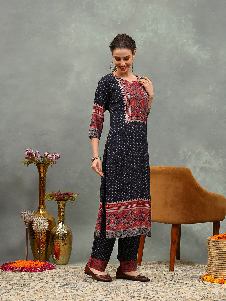 Printed Muslin Kurta With Pants &amp; Dupatta
