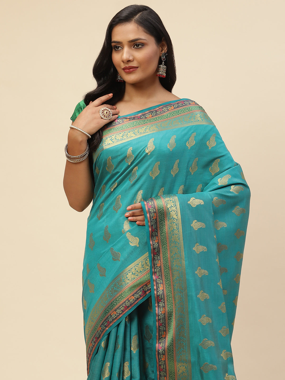 Zari Jaal Handloom Woven Saree