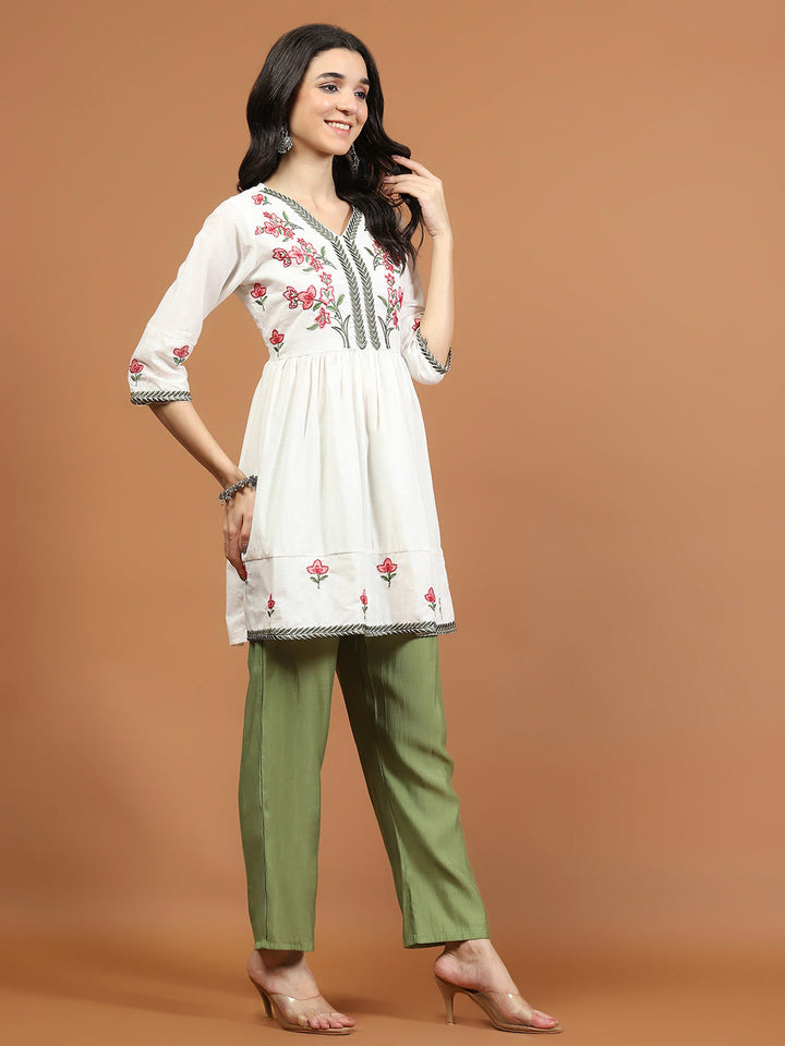 Embroidered Cotton Blend Short Kurti