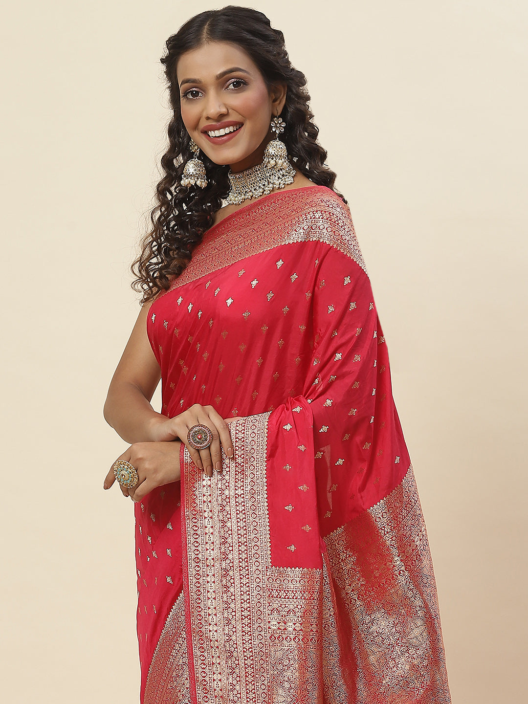 Zari Border Woven Handloom Saree