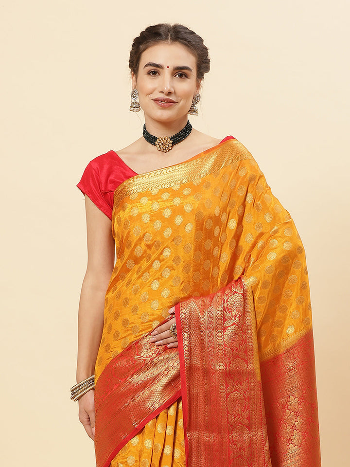 Art Handloom Saree with Zari Border Booti