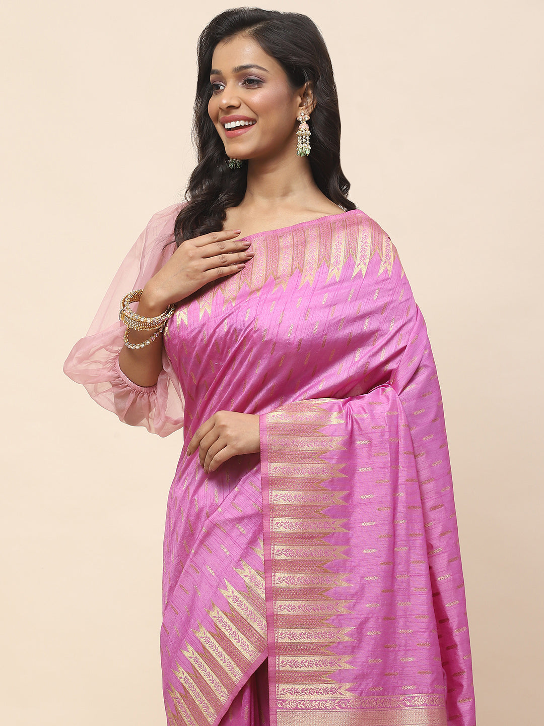 Zari Border Booti Woven Handloom Saree