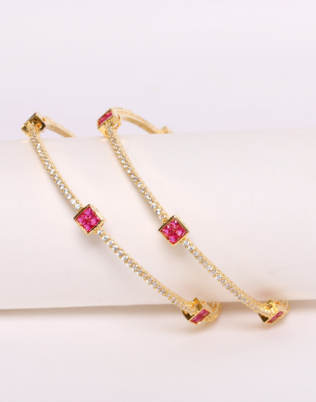 Elegant Gold Toned Bangle Set