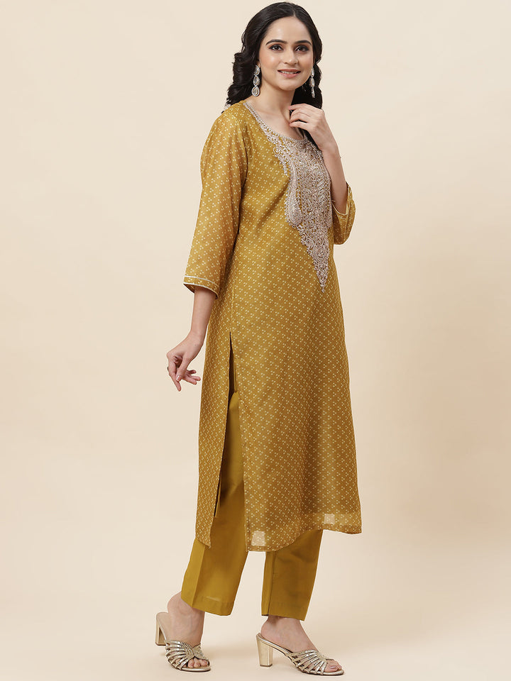 Bandhani Printed Chanderi Kurta With Pants &amp; Dupatta