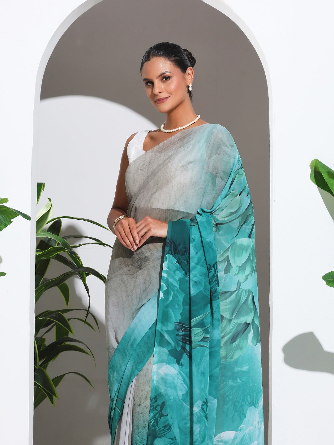 Floral Printed Georgette Saree