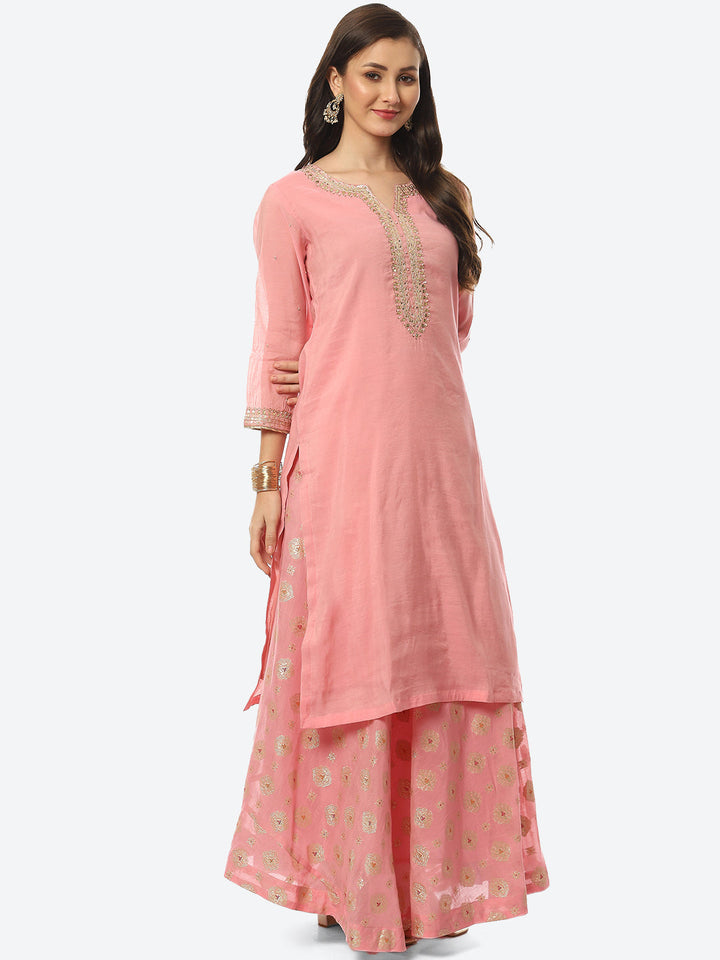 Neck Patti Chanderi Kurta With Skirt