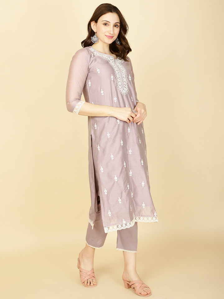 Floral Embroidery Chanderi Kurta With Pants &amp; Dupatta