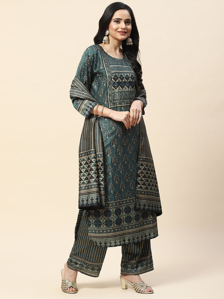 Printed Tussar Kurta with Pants &amp; Dupatta