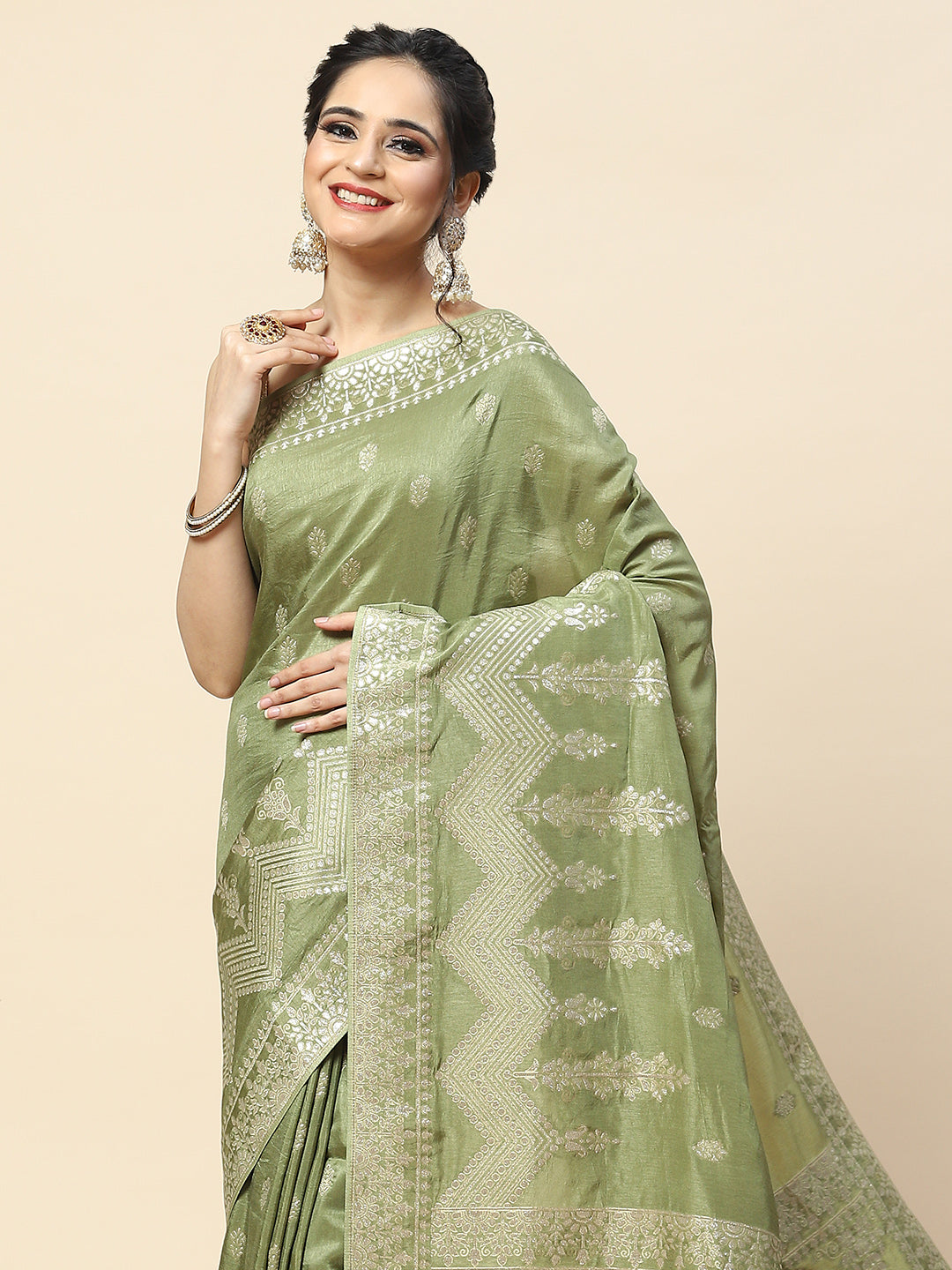 Zari Jaal Handloom Woven Saree