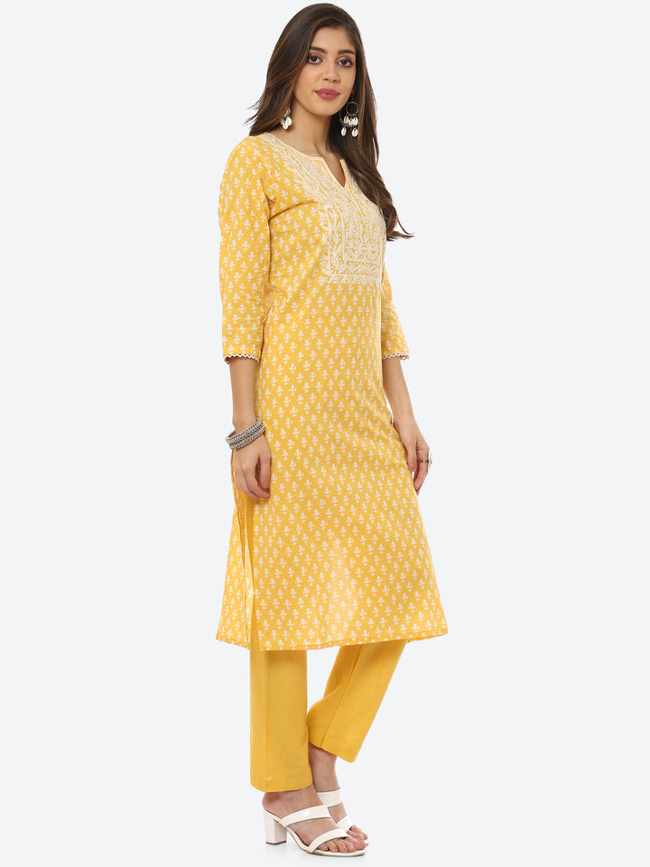 Resham Work Printed Cotton Kurta With Pant