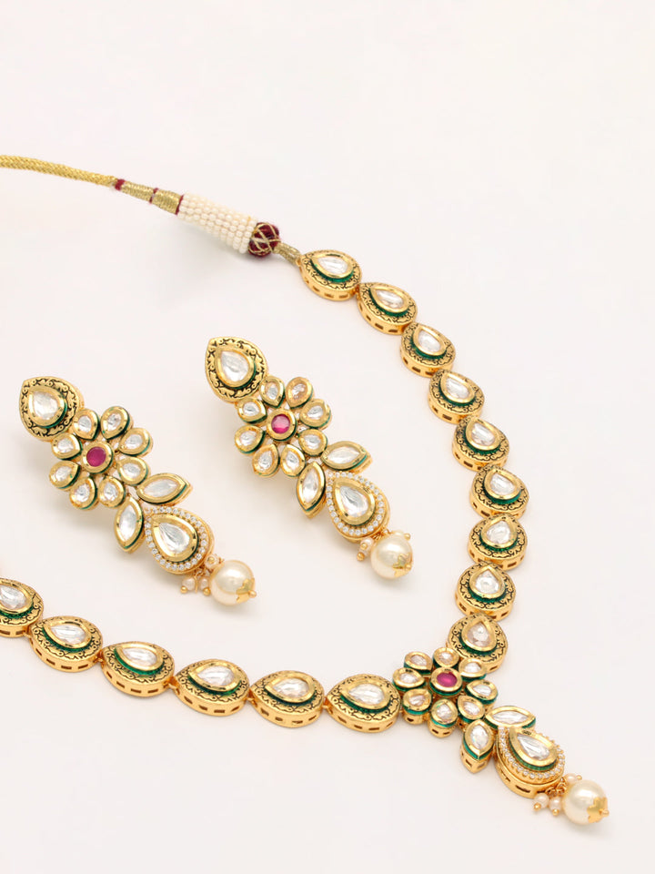 Gold Plated Kundan Necklace With Earrings