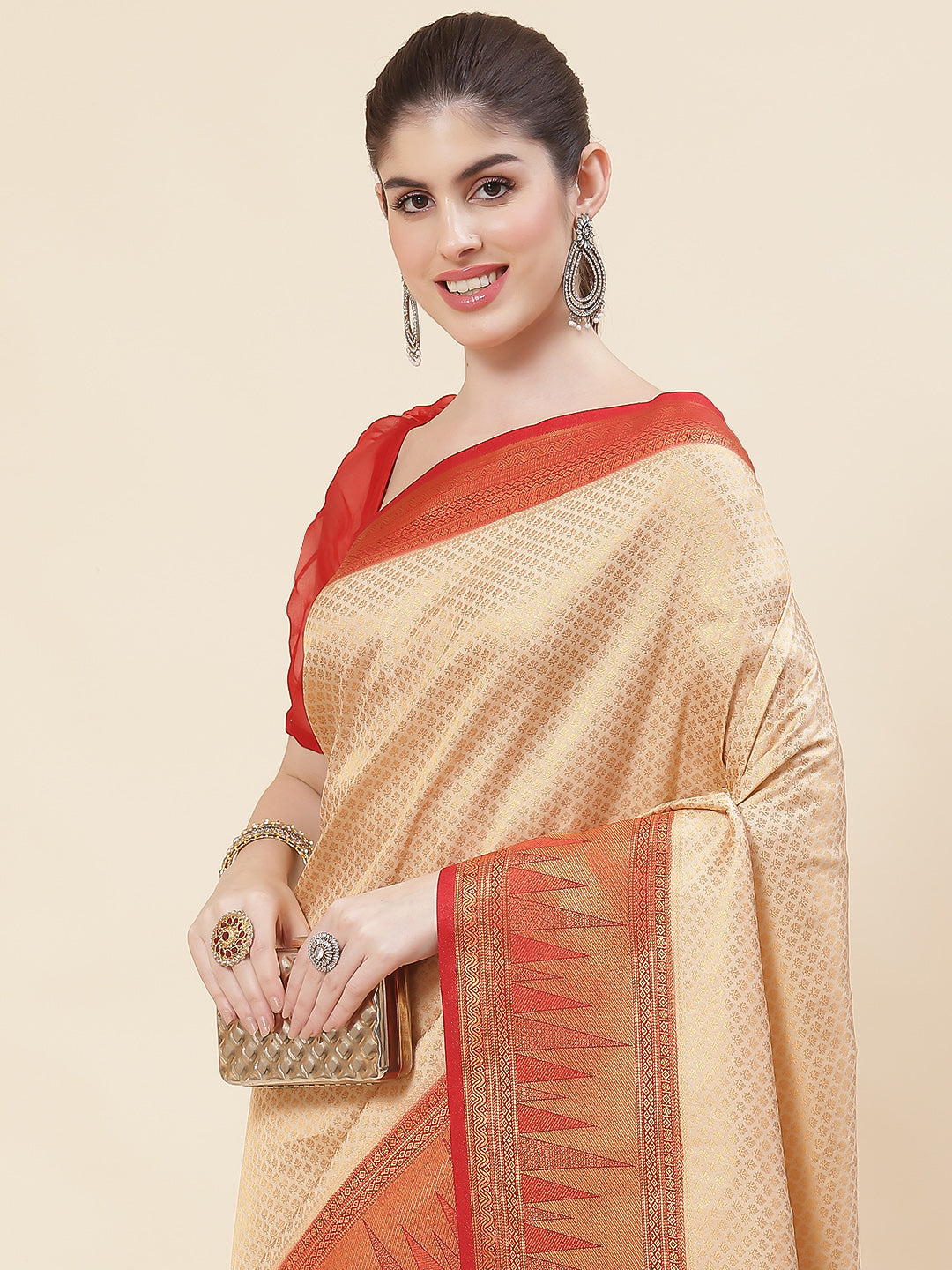 Zari Booti Handloom Woven Saree