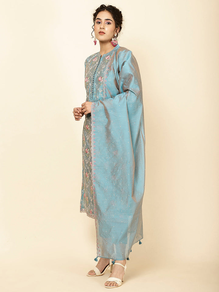 Embroidered Chanderi Kurta With Pants &amp; Dupatta