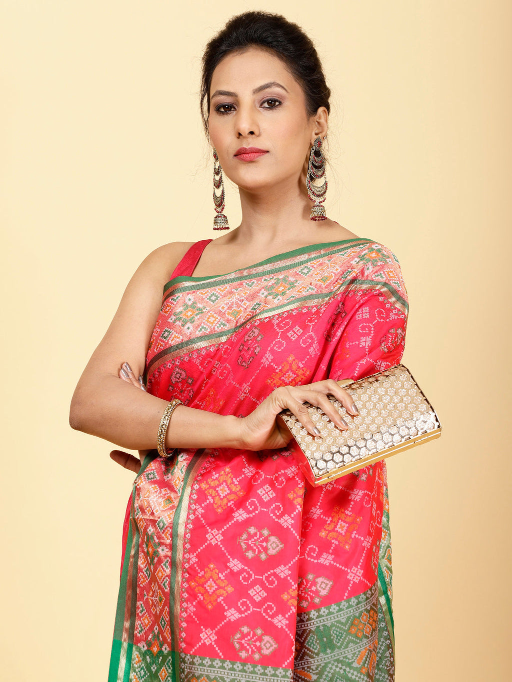 Zari Jaal Handloom Woven Saree