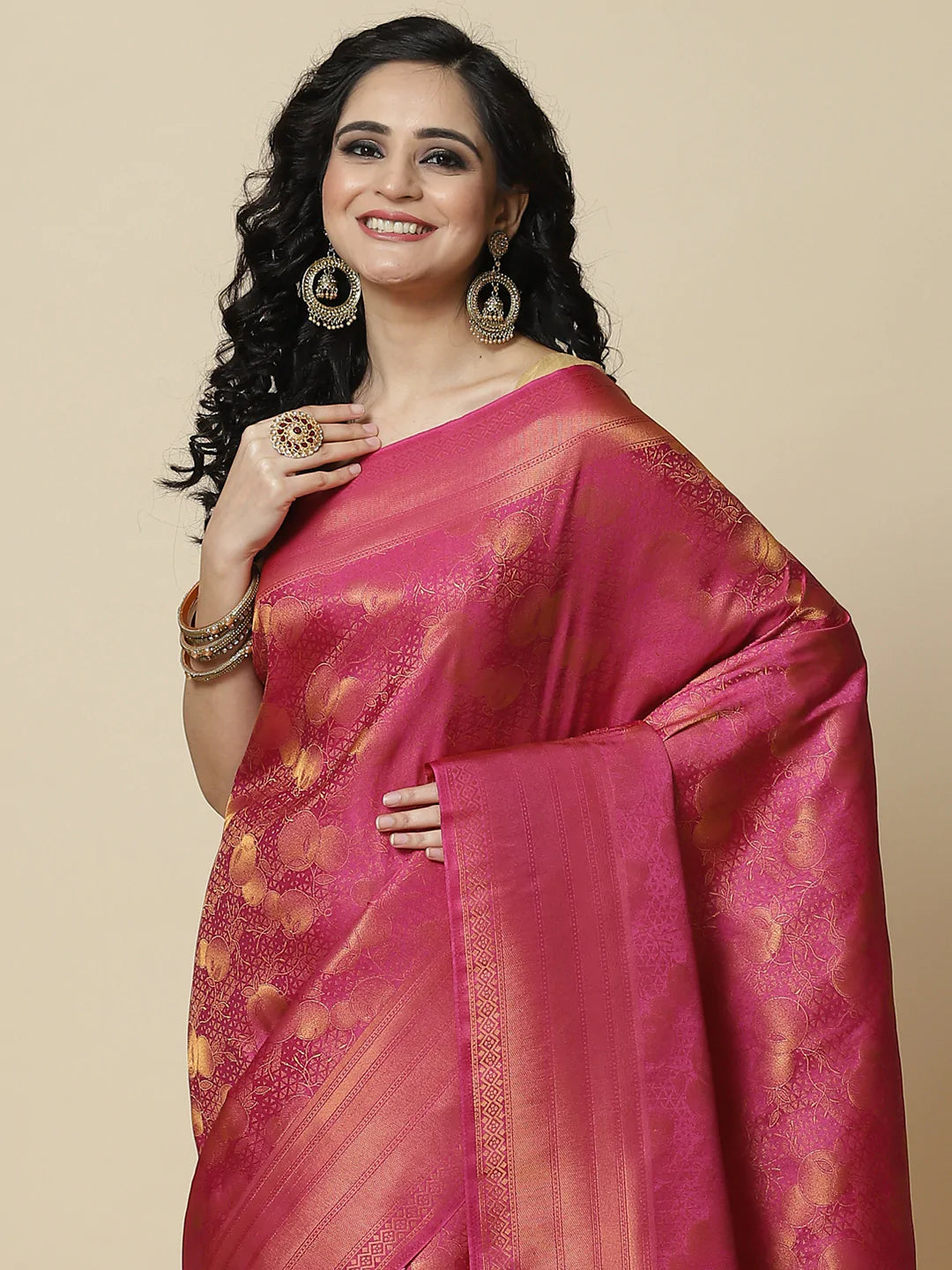 Zari Jaal Handloom Woven Saree