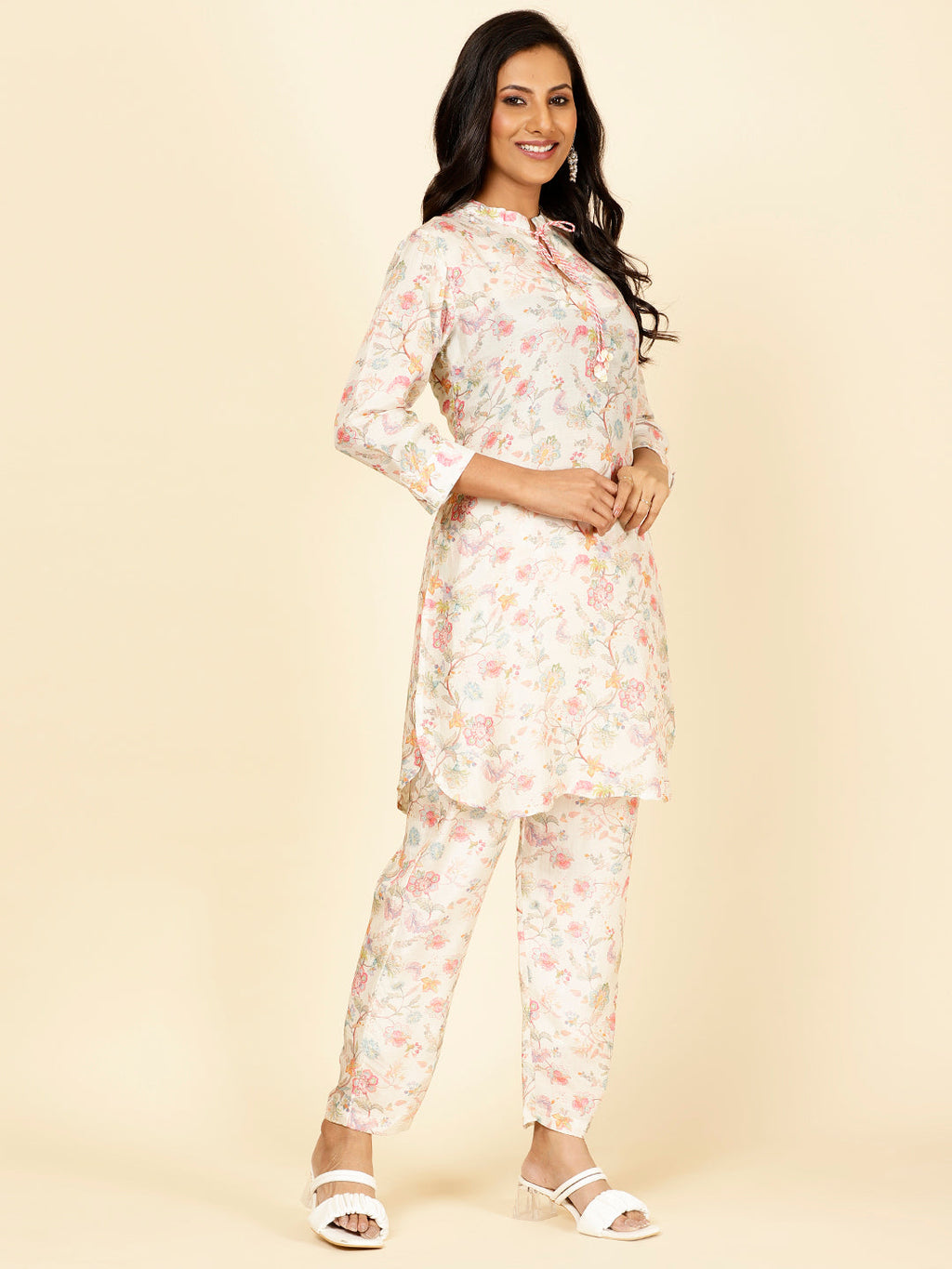 Floral Printed Muslin Kurti With Pants