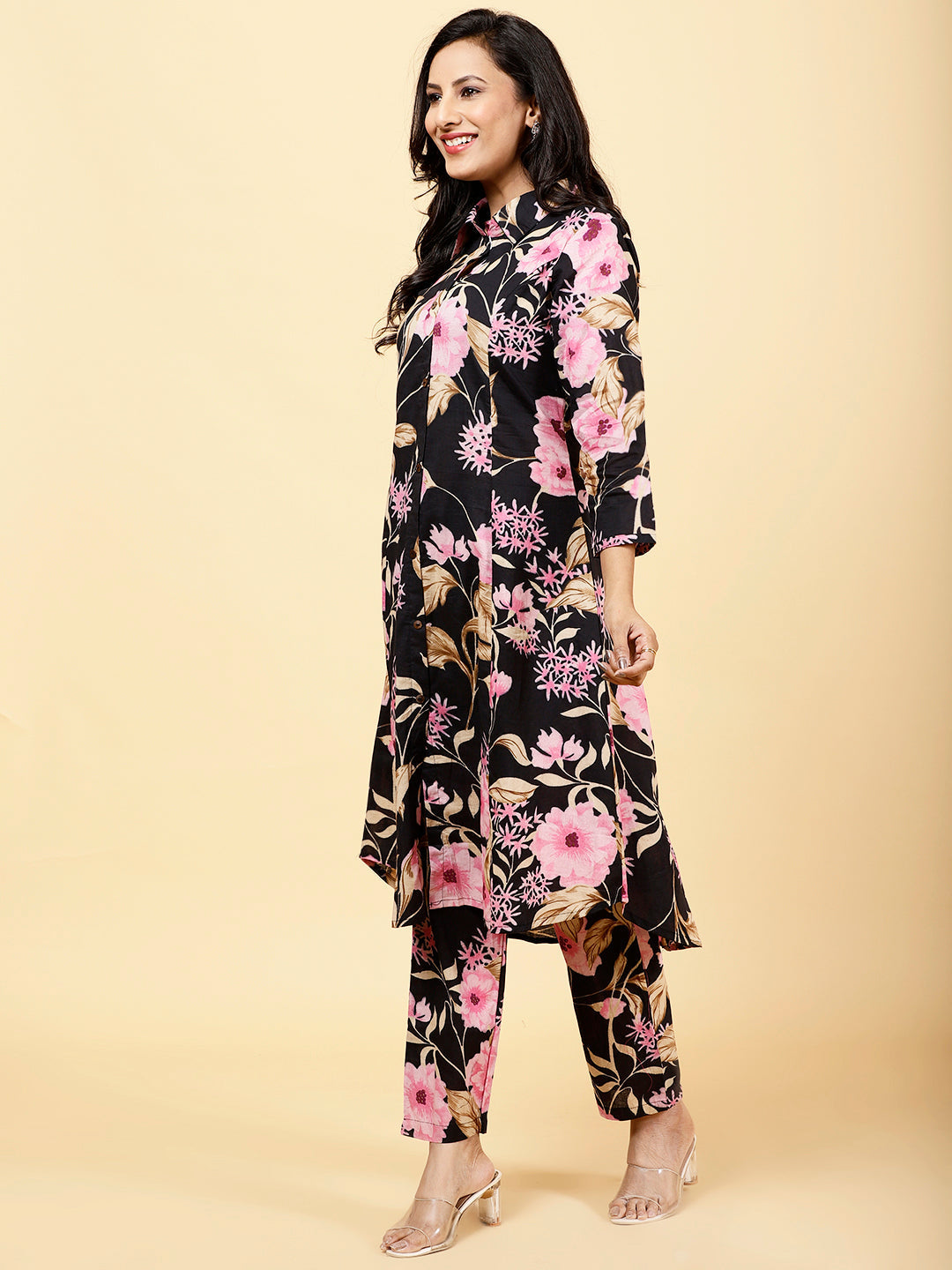 Floral Printed Cotton Kurta With Pants