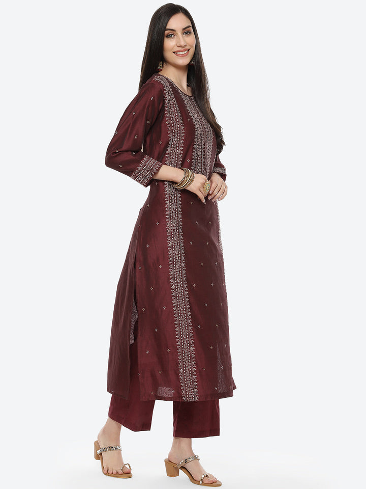 Resham Neck Jaal Chanderi Kurti With Pant