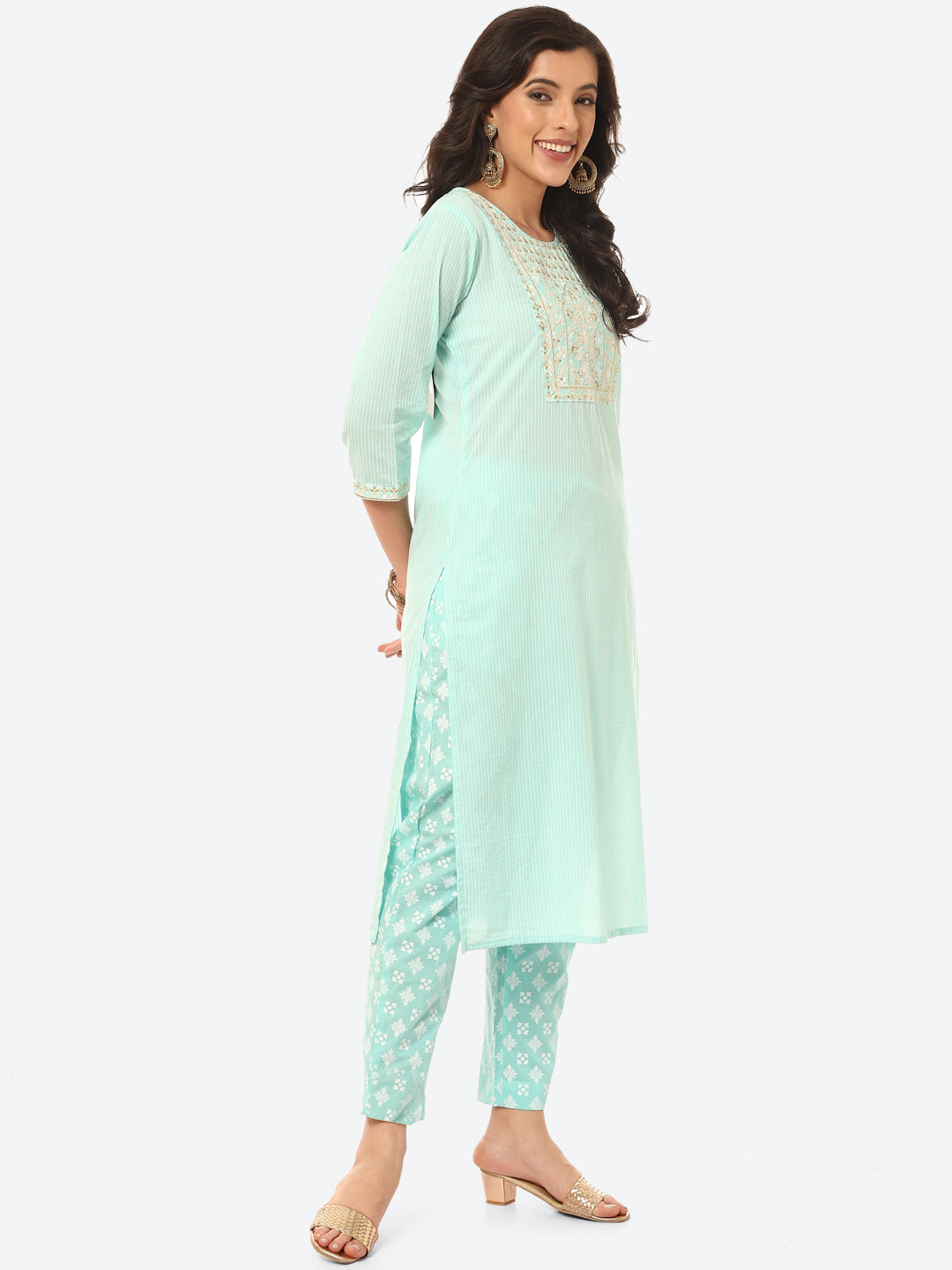 Zari Embroidered Yoke Printed Cotton Kurta With Pant