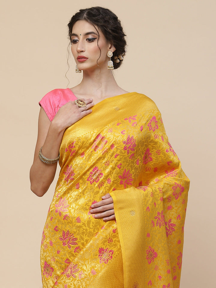 Stone Jaal Art Handloom Woven Saree