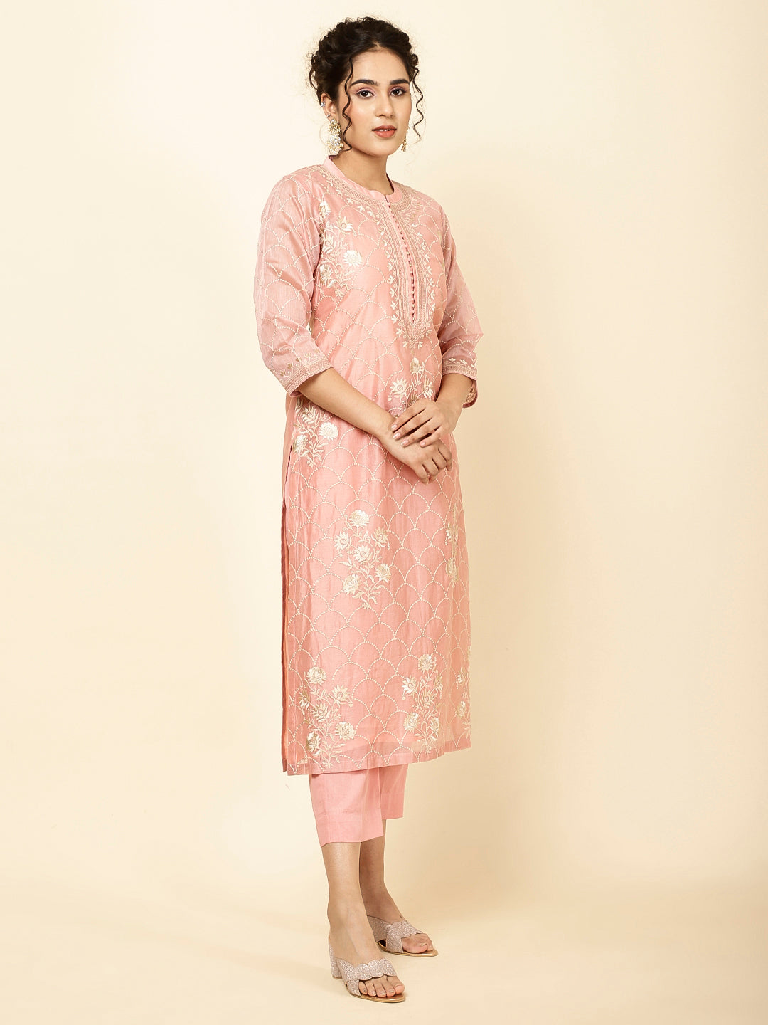 Embroidered Chanderi Kurta With Pants &amp; Dupatta