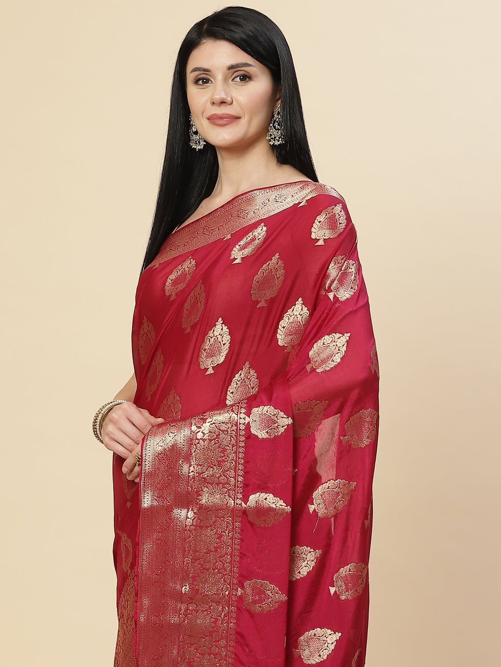 Zari Booti Crepe Plain Saree
