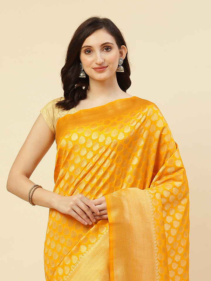 Zari Booti Border Woven Art Handloom Saree