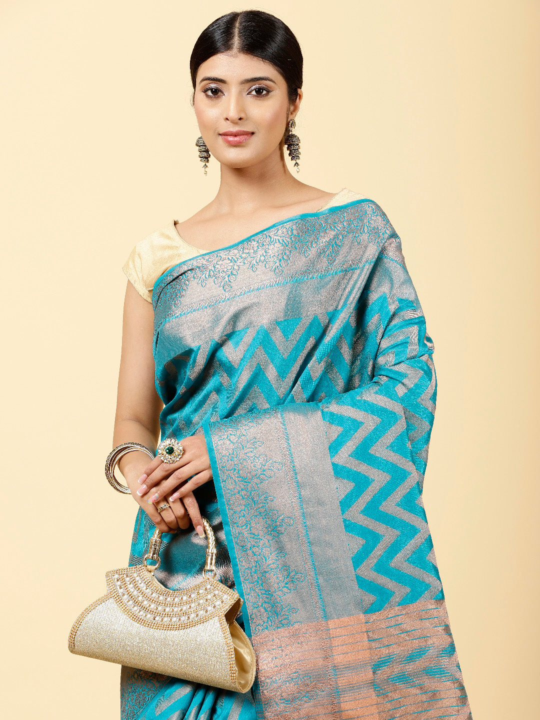 Zari Jaal Woven Handloom Saree