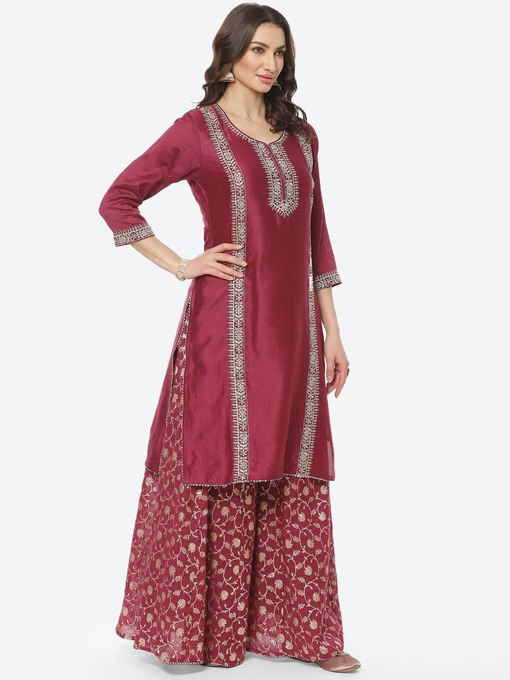 Embroidered Zari Cotton Stitched Salwar Kameez With Organza Dupatta