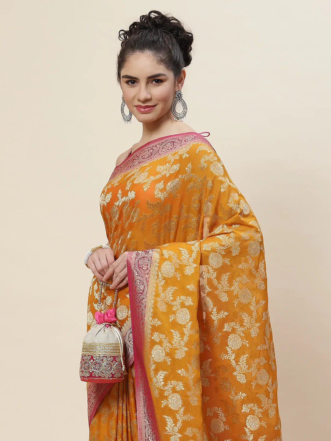 Floral Zari Jaal Georgette Plain Saree