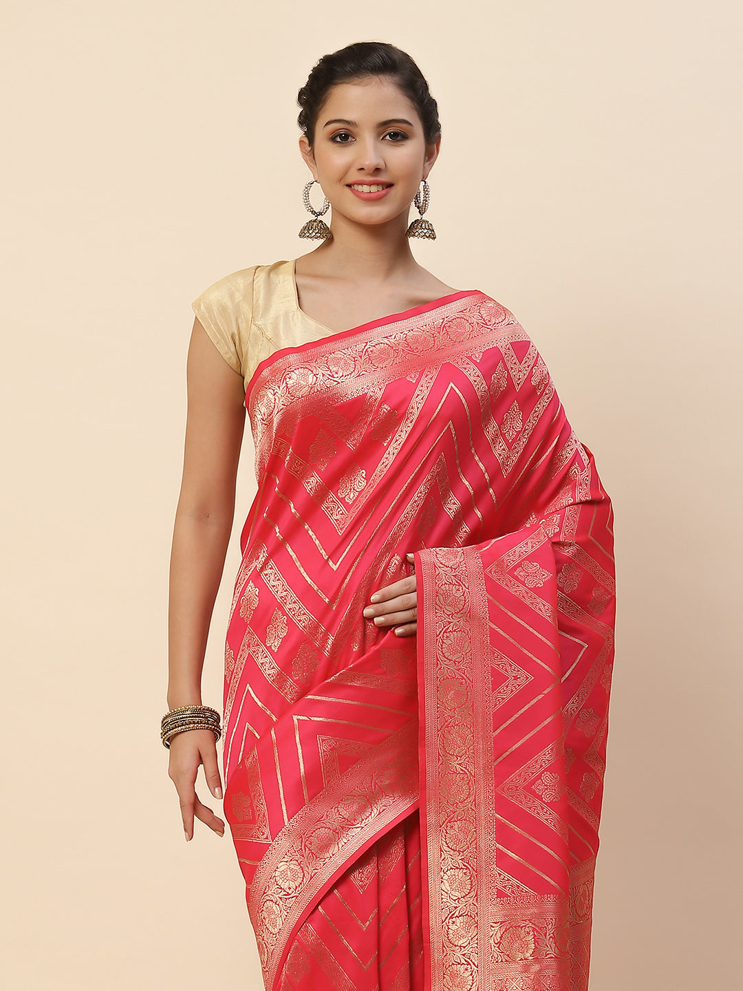 Zari Zaal Art Handloom Woven Saree