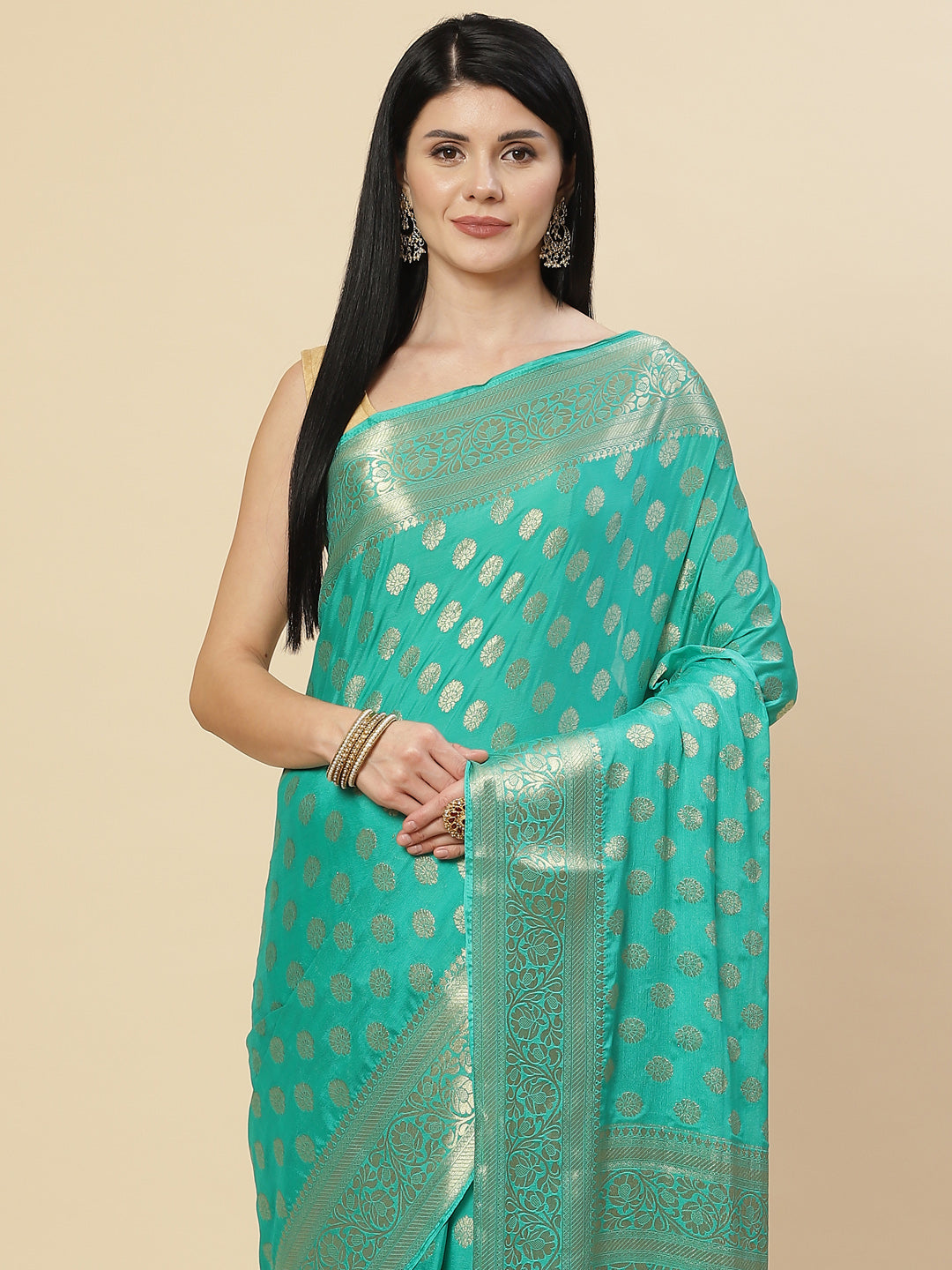 Zari Booti Crepe Plain Saree