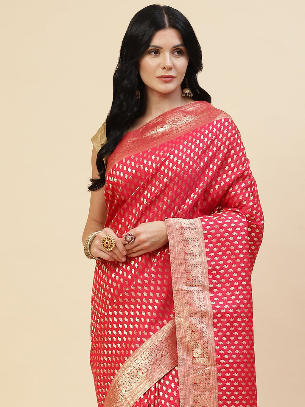 Zari Border Booti Banarasi Woven Saree