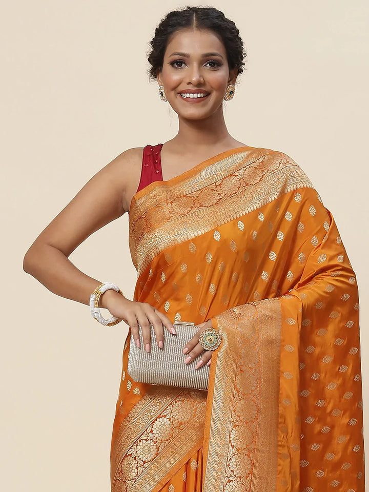 Zari Booti Handloom Woven Saree