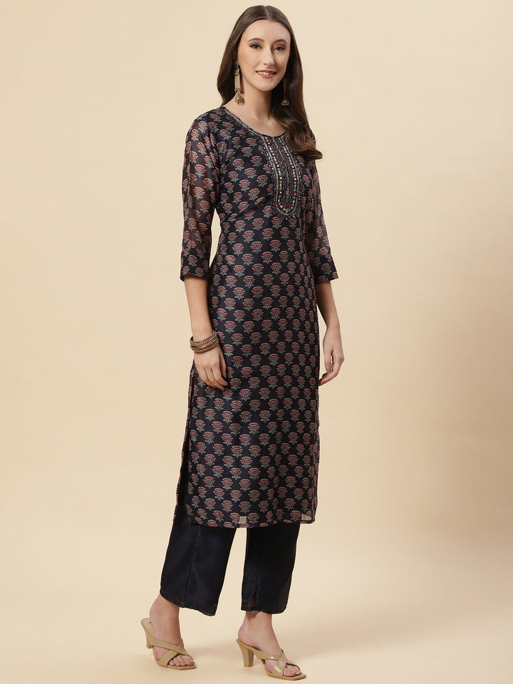 Printed Chanderi Kurta With Pants &amp; Dupatta